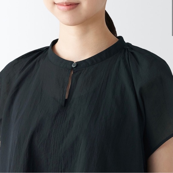 Black Muji French Sleeve Blouse (high twisted veil) - Picture 3 of 5